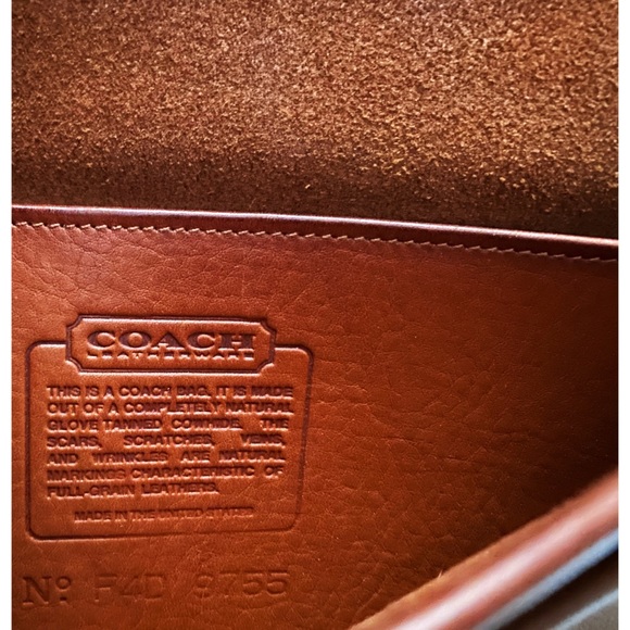 ❌SOLD❌ AUTHENTIC VINTAGE COACH 1994 Cognac Pocket Purse - Picture 4 of 8